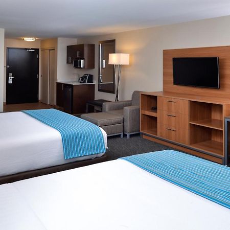 Holiday Inn Hotel & Suites Edmonton Airport Conference Centre By Ihg Ниску Екстериор снимка