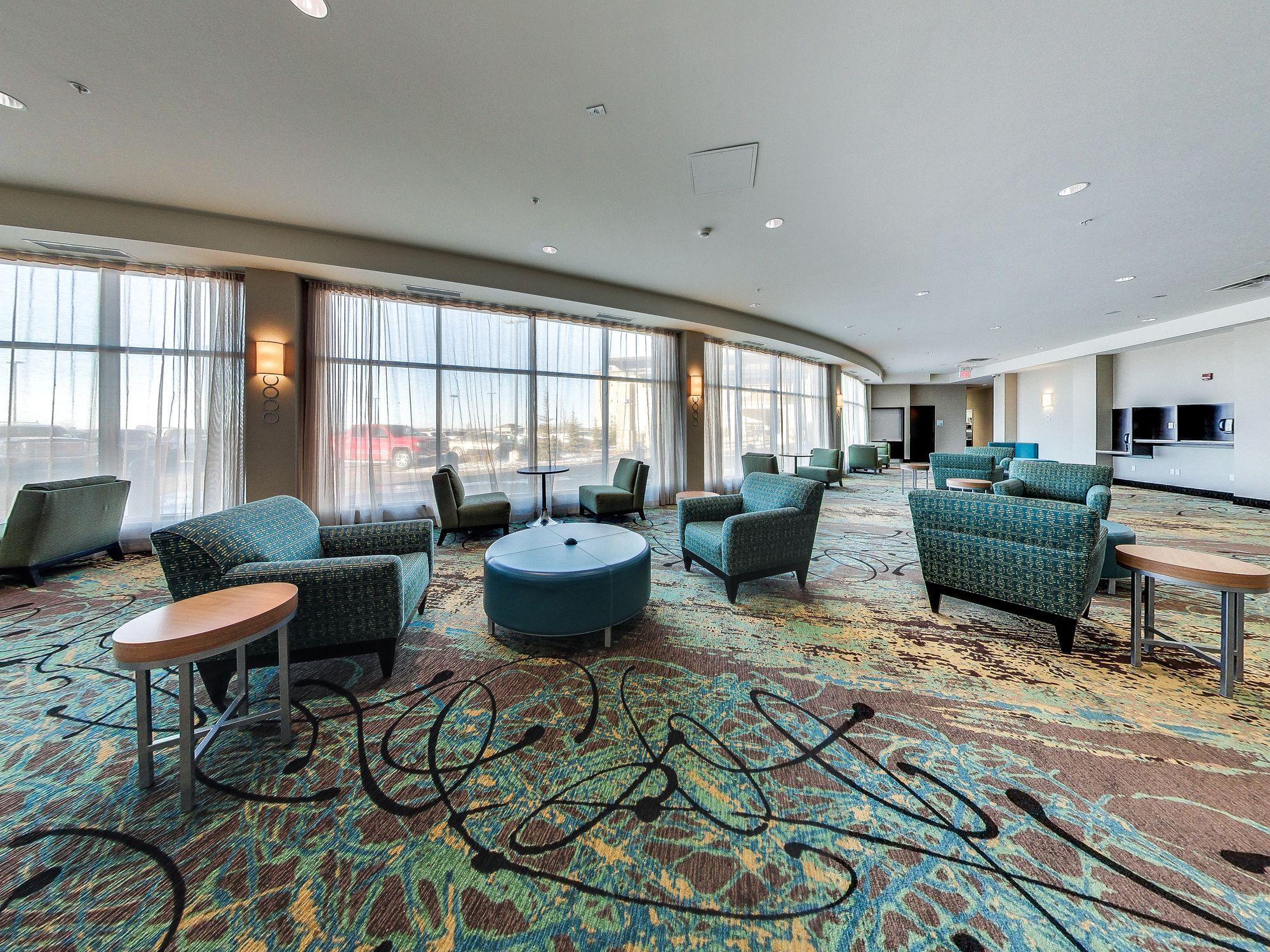 Holiday Inn Hotel & Suites Edmonton Airport Conference Centre By Ihg Ниску Екстериор снимка