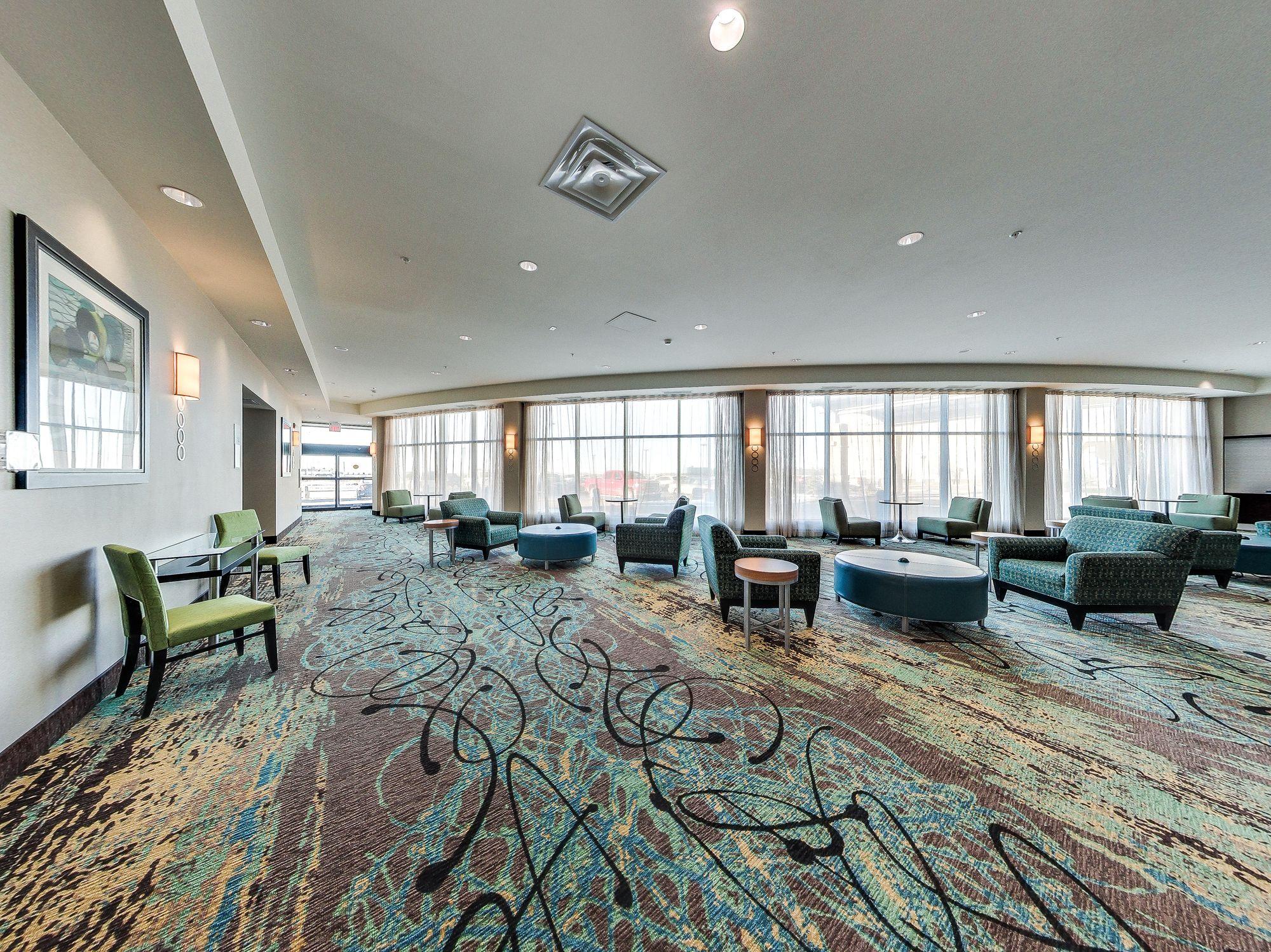 Holiday Inn Hotel & Suites Edmonton Airport Conference Centre By Ihg Ниску Екстериор снимка