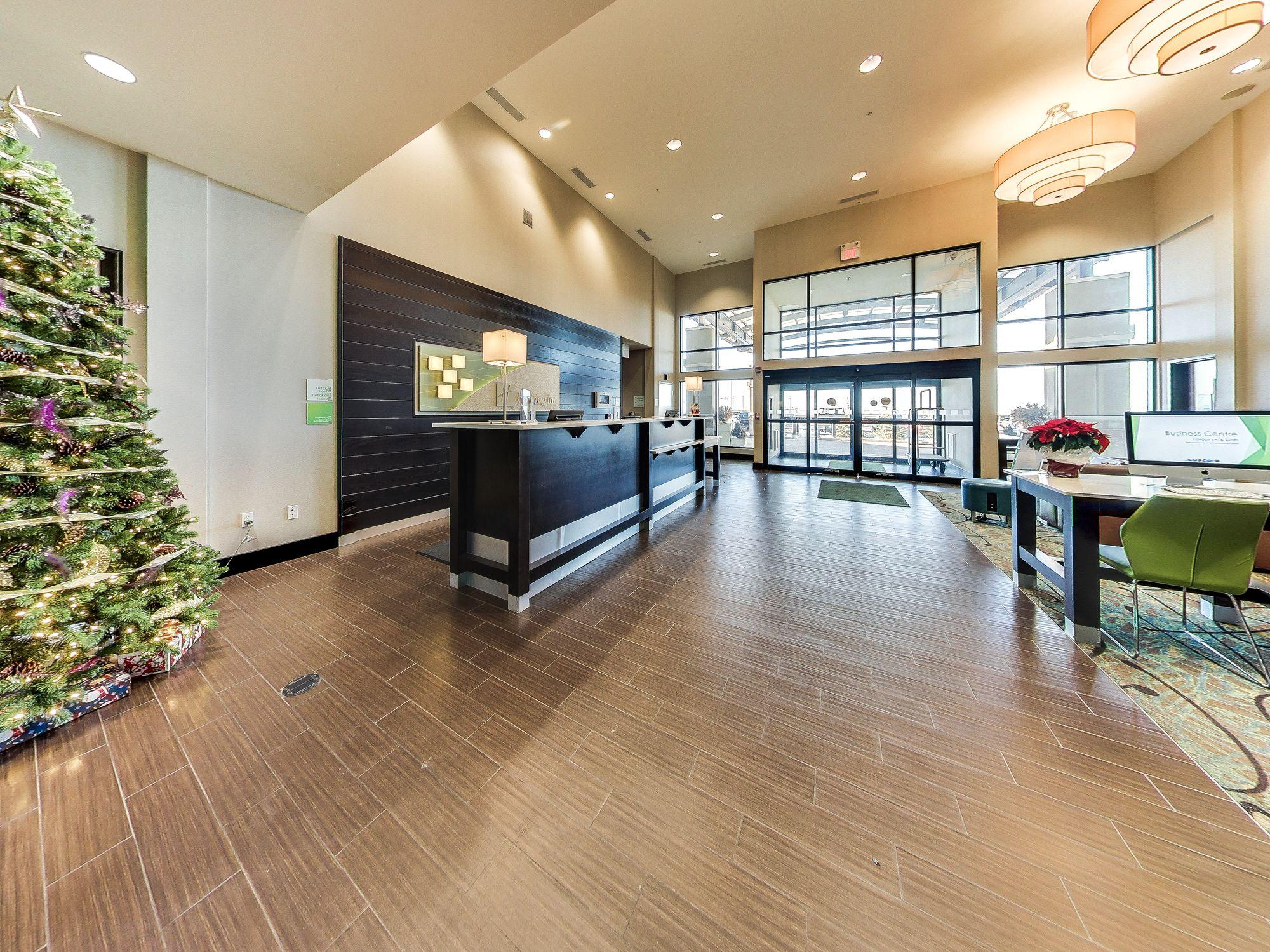 Holiday Inn Hotel & Suites Edmonton Airport Conference Centre By Ihg Ниску Екстериор снимка