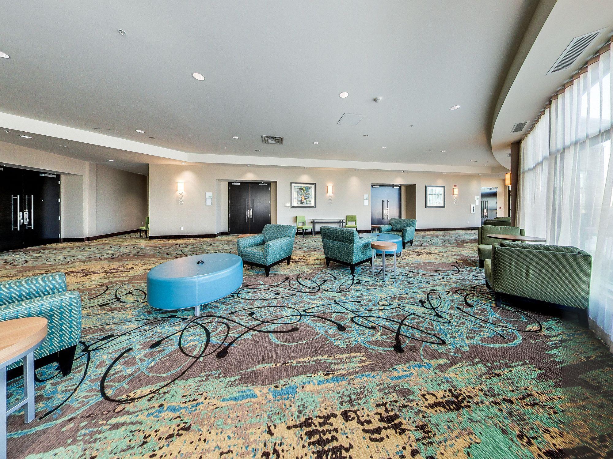 Holiday Inn Hotel & Suites Edmonton Airport Conference Centre By Ihg Ниску Екстериор снимка