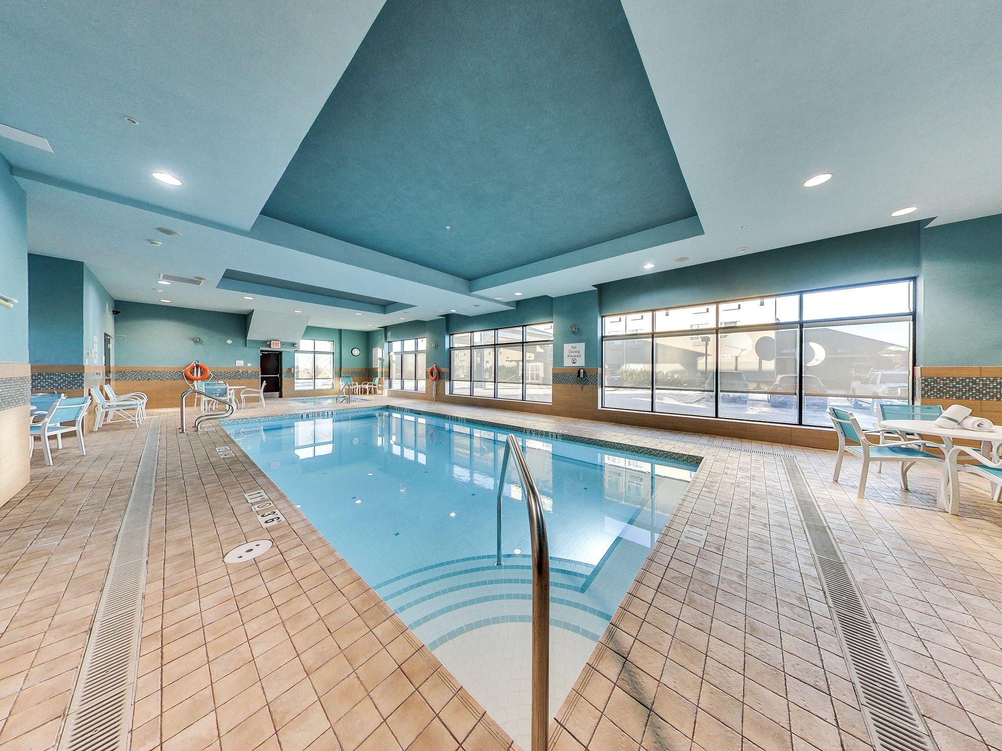 Holiday Inn Hotel & Suites Edmonton Airport Conference Centre By Ihg Ниску Екстериор снимка