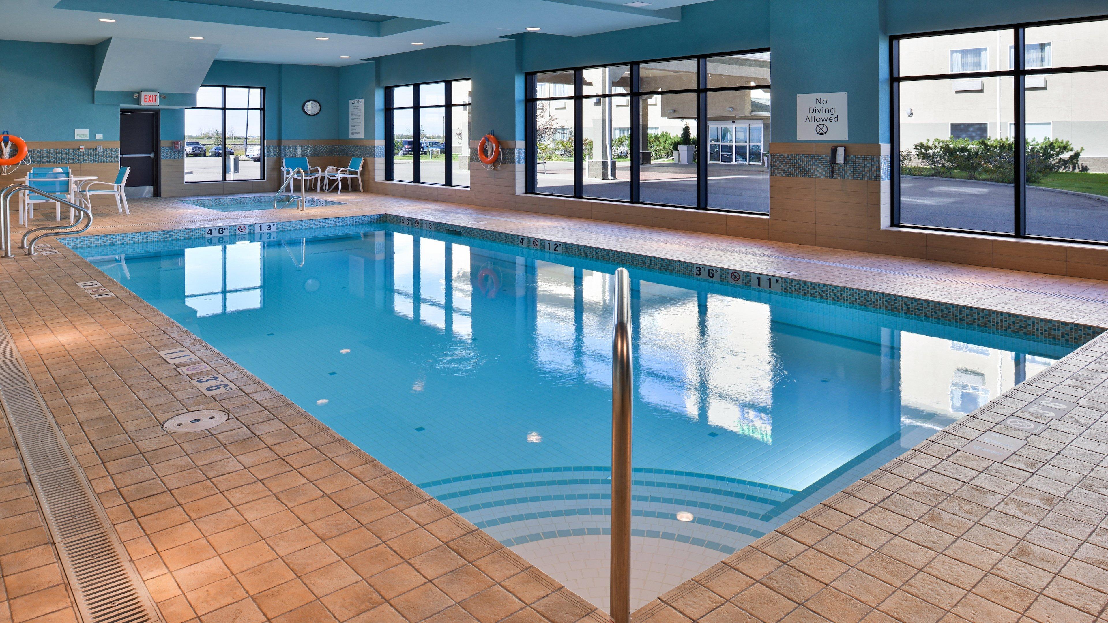 Holiday Inn Hotel & Suites Edmonton Airport Conference Centre By Ihg Ниску Екстериор снимка